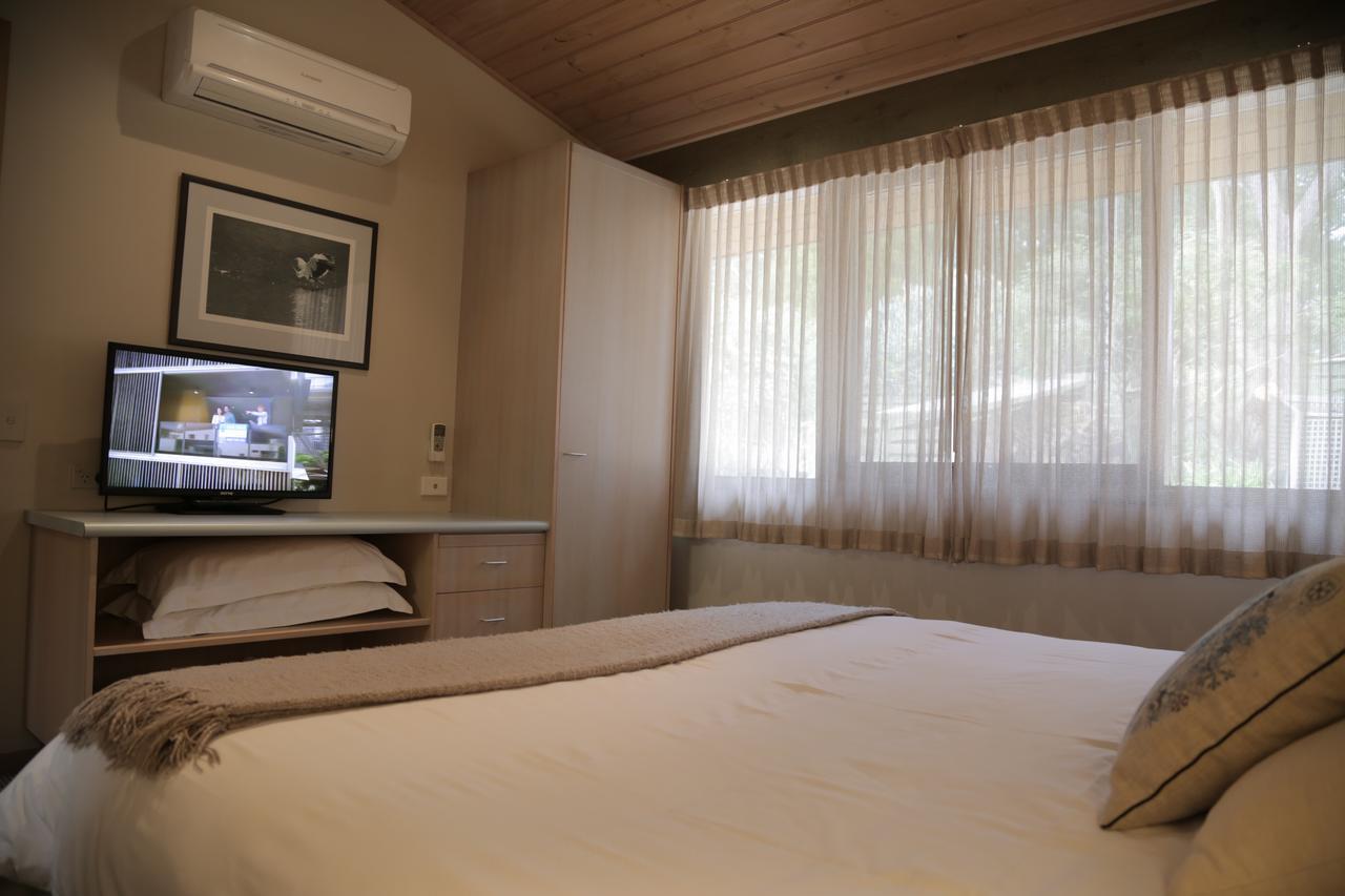 Gipsy Point Lakeside Экстерьер фото